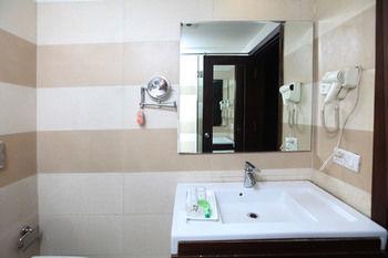 Oyo Malviya Nagar Market Hotel